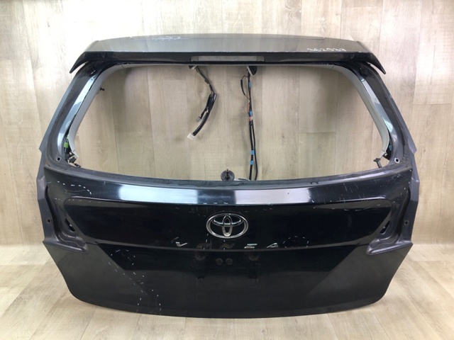 Дверь задняя багажная 670050T080 TOYOTA