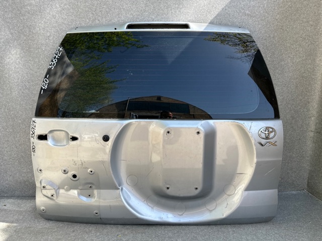 Задняя дверь 670056A801 TOYOTA