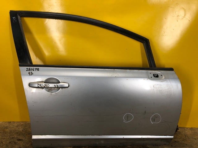 Пассажирская передняя дверь 67010SNAJ00ZZ HONDA