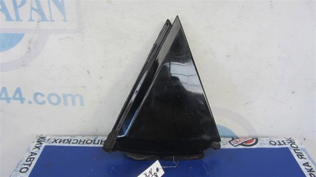 Стекло угловое двери задней 6748778010 TOYOTA
