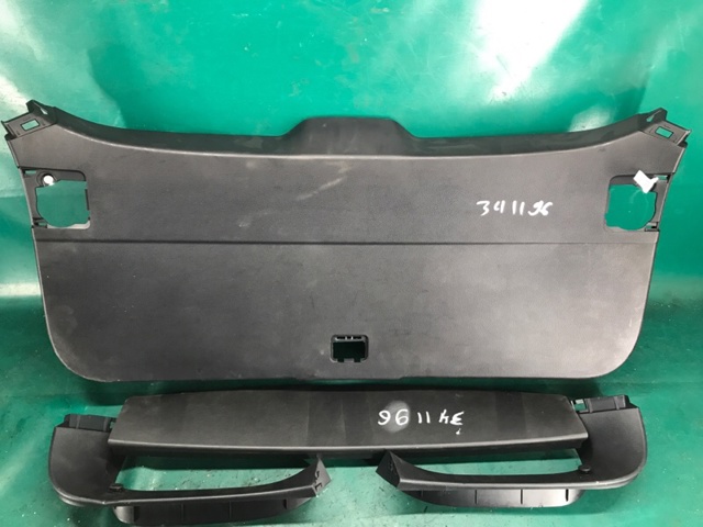 Обшивка крышки багажника 6775078010C0 TOYOTA