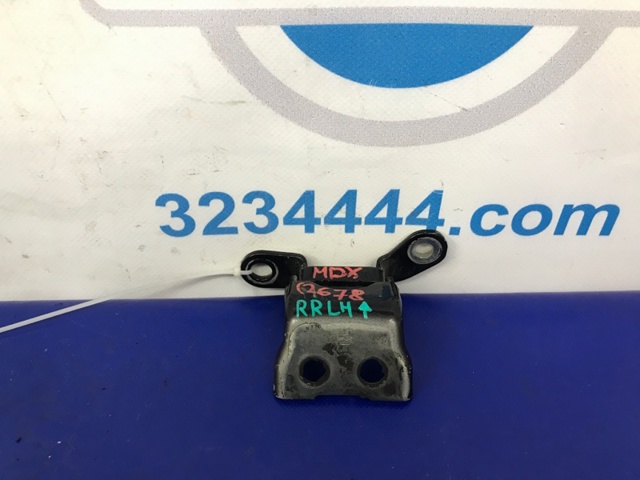 67950SJCA01ZZ Петля двери задней левой купить Ужгород