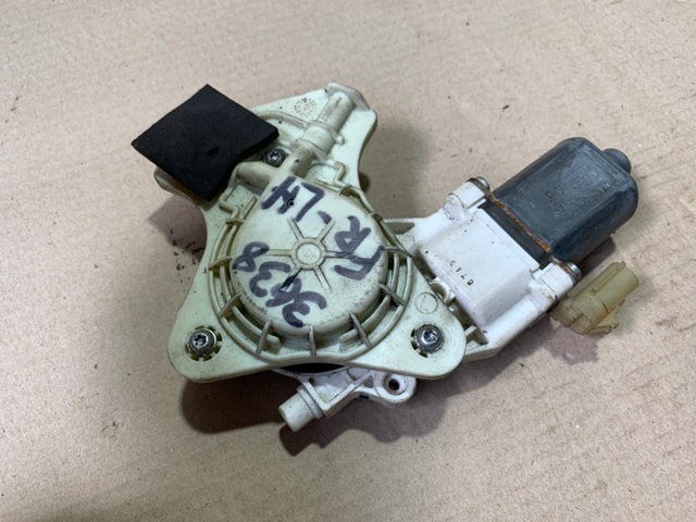 68002899AA CHRYSLER Мотор стеклоподъемника двери передней левой купить в Полтава