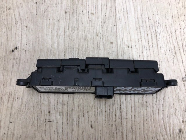 CHRYSLER 68044101AB Кнопка включения аварийного сигнала в наличии Николаев