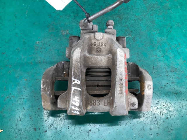 Задние дисковые колодки 68052386AA CHRYSLER