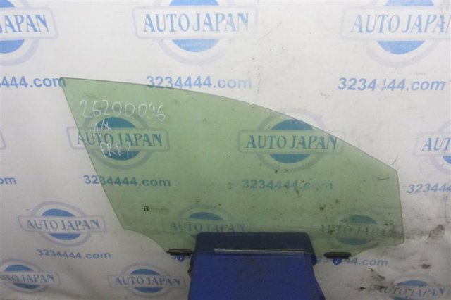 Стекло двери передней правой 6810178010 TOYOTA