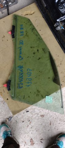 68101AA030 TOYOTA Стекло двери передней правой купить в Одесса