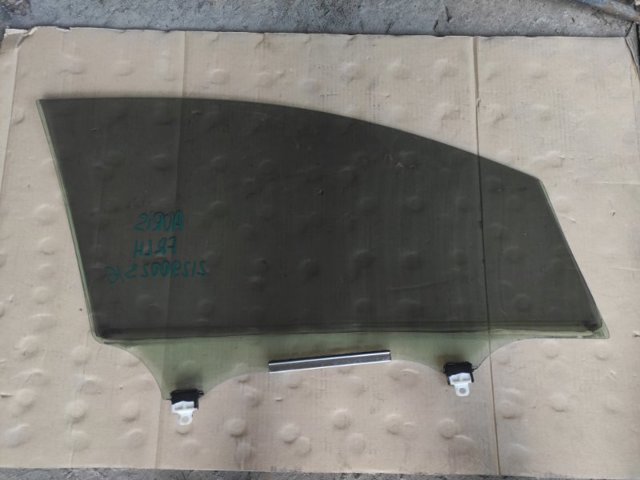 6810202230 TOYOTA Стекло двери передней левой купить в Полтава