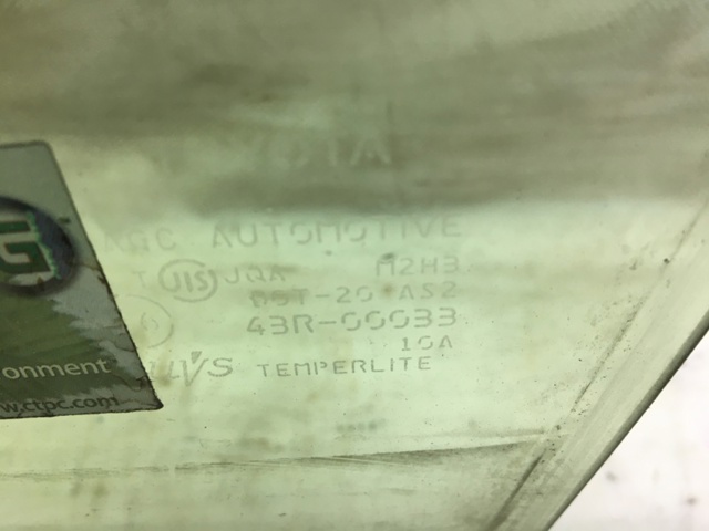 TOYOTA 6810247110 Стекло двери передней левой в наличии Запорожье