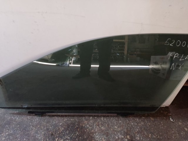 Стекло водительской двери 6810278010 TOYOTA