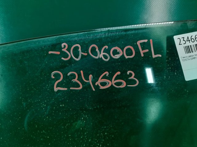 68102AA030 Стекло двери передней левой купить Запорожье
