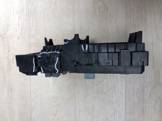 68137442AD CHRYSLER купить в Украина