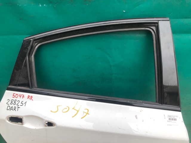 68158726AB Дверь задняя правая купить Днепр