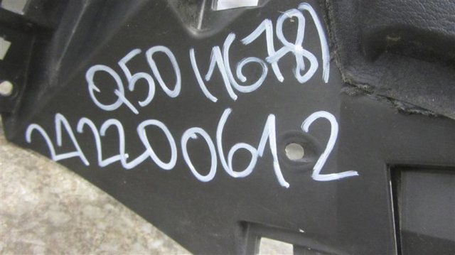 Панель приборная торпеды 682004GF0A NISSAN