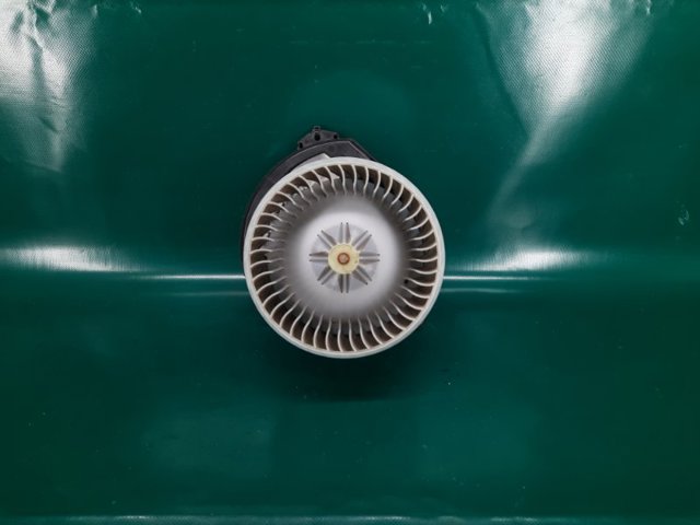 68223053AC CHRYSLER Вентилятор печки купить в Черновцы