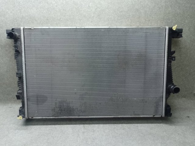 Радиатор водяной 68229290AA CHRYSLER