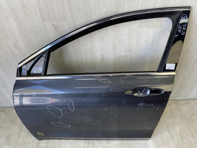 CHRYSLER 68248177AA Дверь передняя левая в наличии Каменское