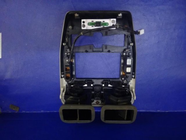 NISSAN 682603NA0A в наличии Одесса