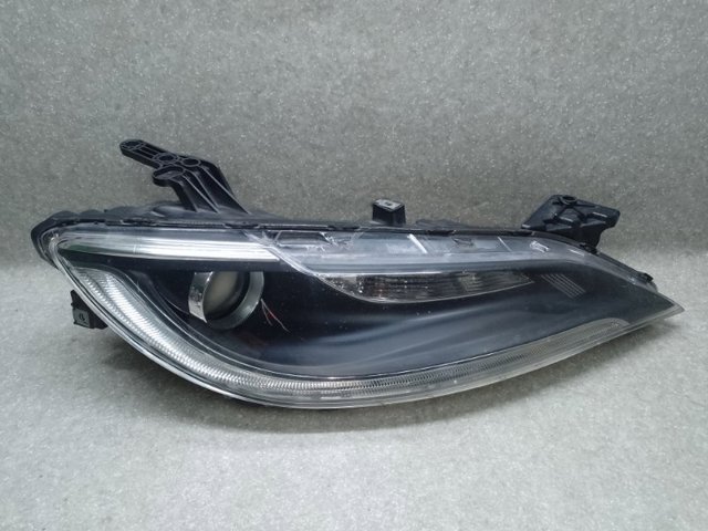 Фара правая 68284783AA CHRYSLER