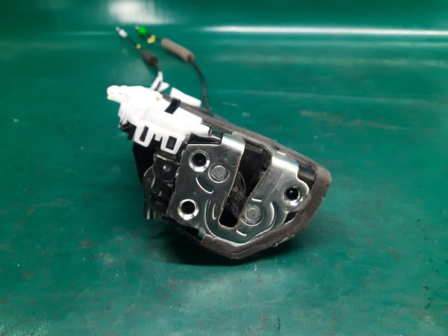 6905052250 TOYOTA Замок двери задней правой купить в Одесса