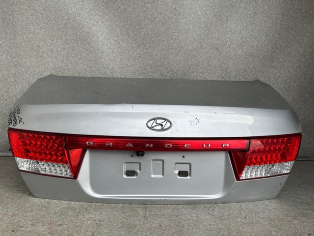 HYUNDAI 692003L020 Крышка багажника в наличии Ирпень