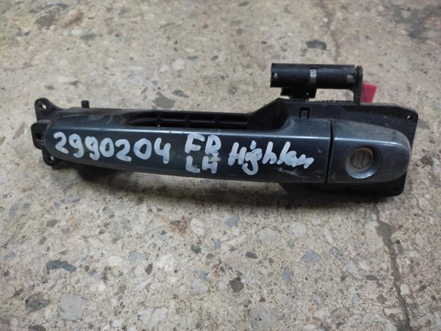 Держатель наружной ручки двери, передней левой 6920252010 TOYOTA