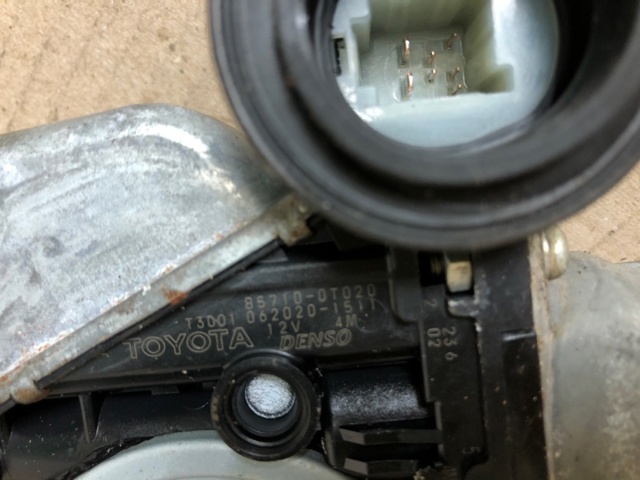 698010T010 TOYOTA купить в Винница