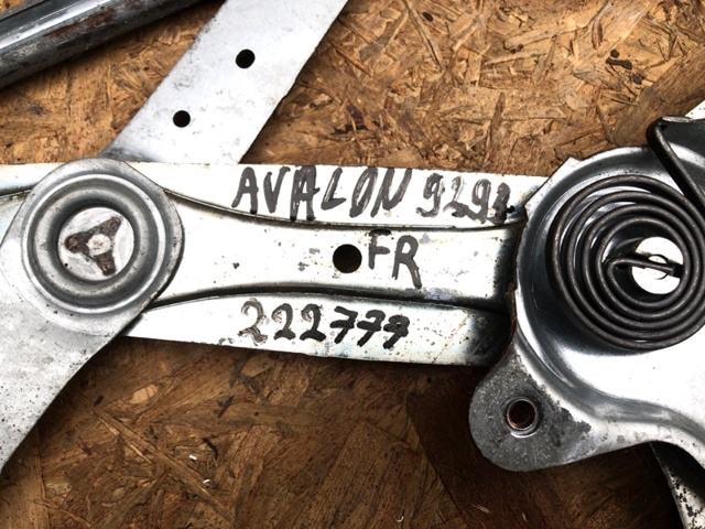 69801AC020 Стеклоподъемник передней правой двери купить Одесса