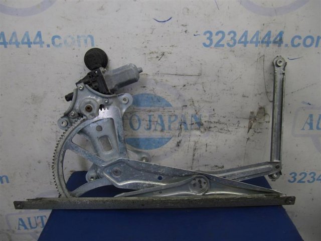 Стеклоподъемник передней двери 698020E010 TOYOTA