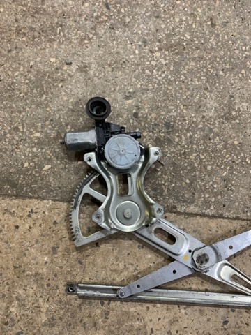 6980252080 TOYOTA Механизм стеклоподъемника двери передней левой купить в Украина