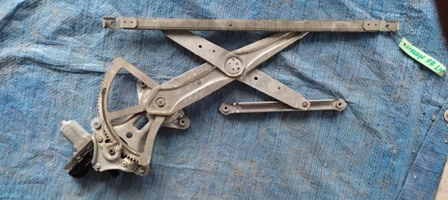 69802AC020 TOYOTA Механизм стеклоподъемника двери передней левой купить в Чернигов