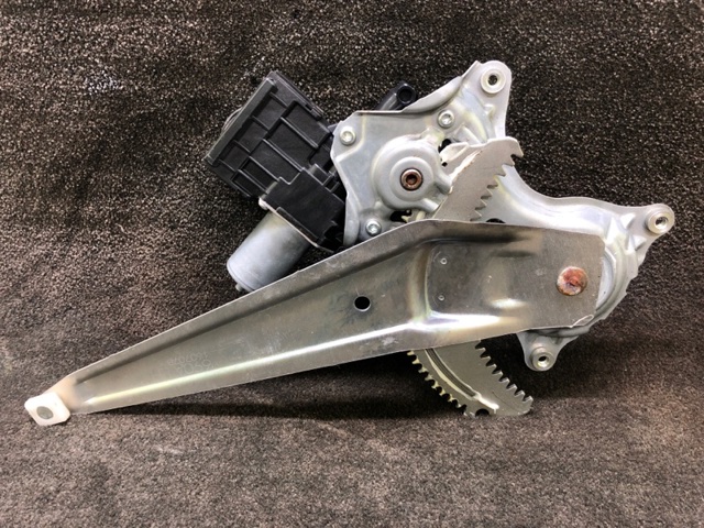 6980447020 TOYOTA Механизм стеклоподъемника двери задней левой купить в Житомир