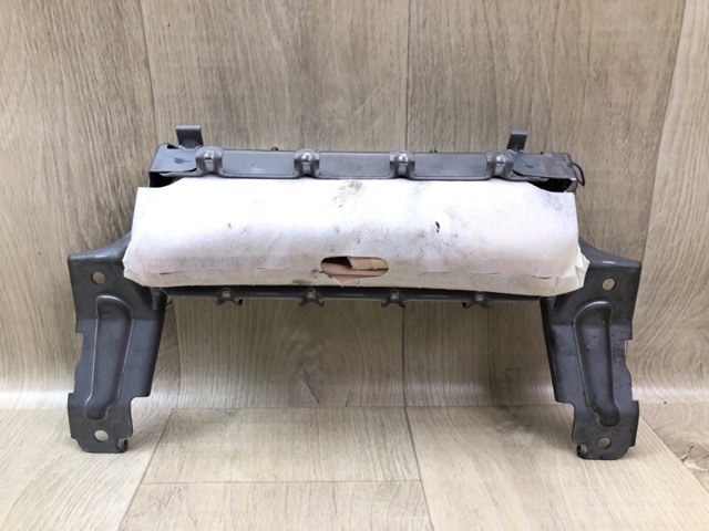 Подушка безопасности защиты коленей 7030A316XA MITSUBISHI