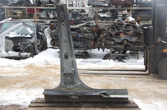 HYUNDAI 711013E1B1 Стойка кузова центральная левая в наличии Тернополь