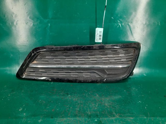 Решетка бампера переднего правая 71102TZ5A00 HONDA