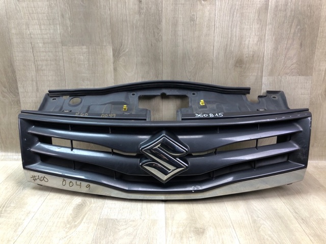 Накладка решетки радиатора 7211277KA00PG SUZUKI