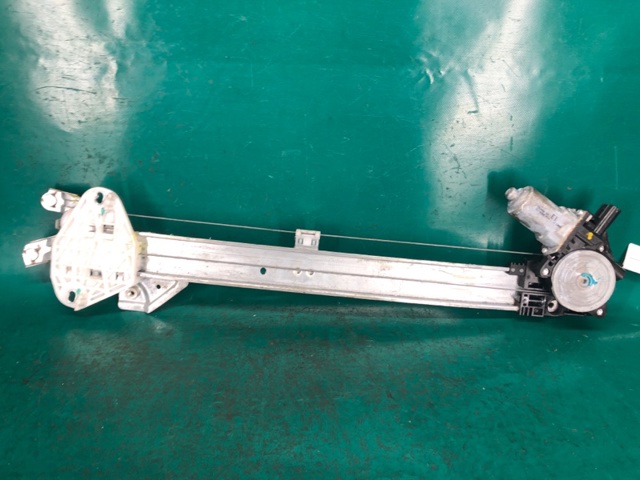 72210TX4A01 Стеклоподъемник передней правой двери купить Кривой Рог