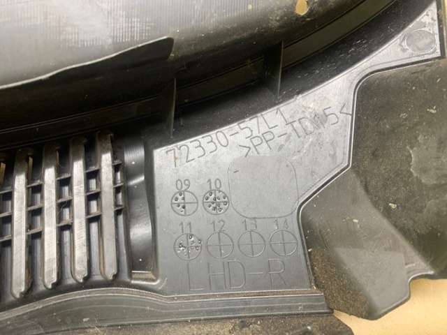 SUZUKI 7233057L105PK в наличии Хмельницкий