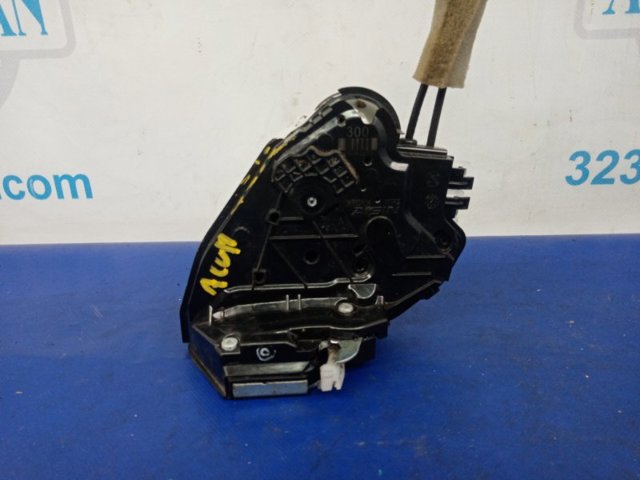 72610TVAA01 HONDA Замок двери задней правой купить в Черновцы
