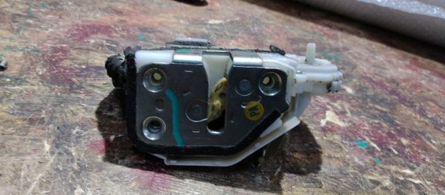 72650SNAA13 HONDA Замок двери задней левой купить в Ровно