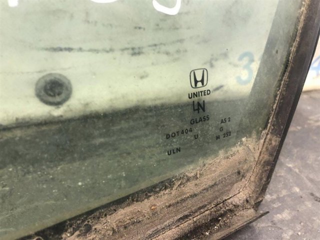 HONDA 73455TA5A00 Стекло-форточка двери задней левой в наличии Киев