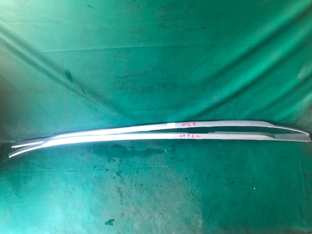 NISSAN 738539NA5A Молдинг крыши левый в наличии Киев