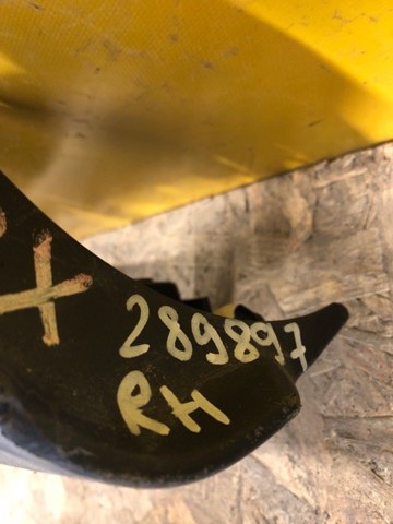 7585048020 TOYOTA Накладка (молдинг) порога наружная правая купить в Черкассы