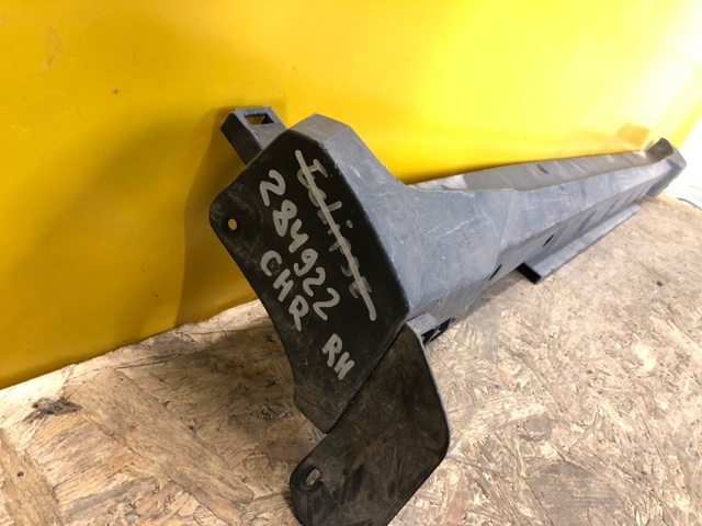 75851F4010 TOYOTA Накладка (молдинг) порога наружная правая купить в Хмельницкий