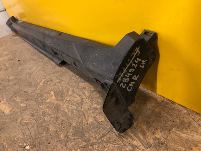 75852F4010 TOYOTA Накладка (молдинг) порога наружная левая купить в Ужгород