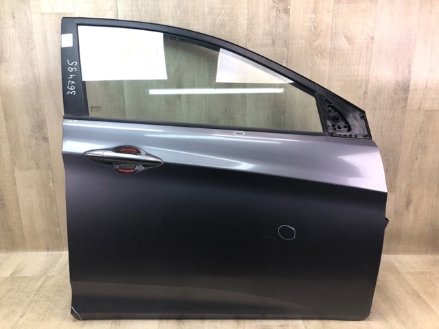 Пассажирская передняя дверь 760041R300 HYUNDAI