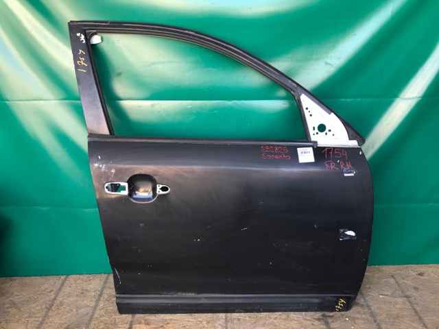 Пассажирская передняя дверь 760041U010 HYUNDAI