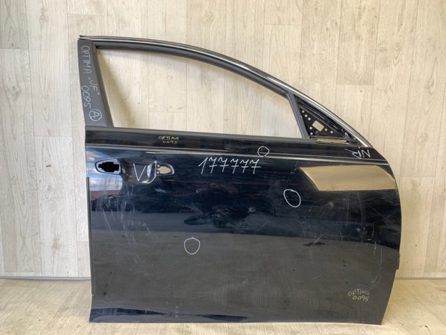 Пассажирская передняя дверь 76004D5000 HYUNDAI