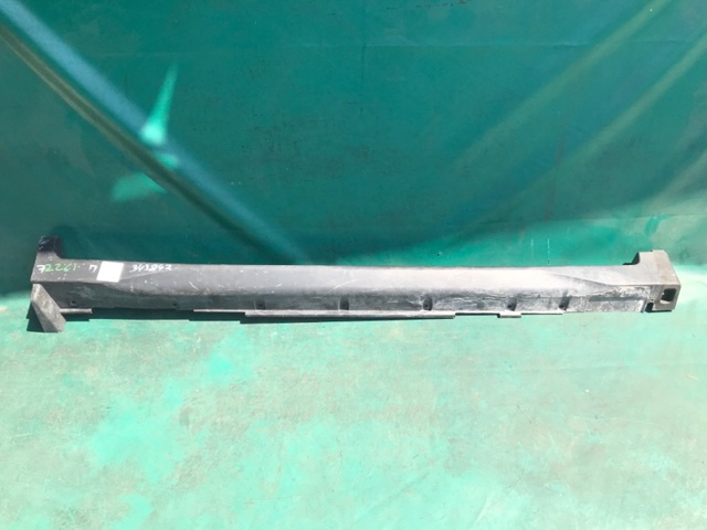768504BA0A NISSAN Накладка (молдинг) порога наружная правая купить в Тернополь