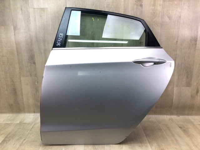 Дверь пассажирская задняя левая 77003A5010 HYUNDAI